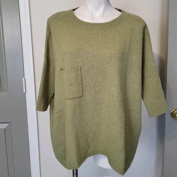 Sundance Wool Blend Oversized 3/4 Sleeve Sweater(S) - Picture 1 of 7